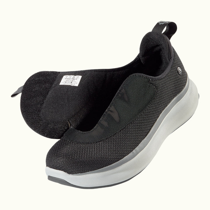 Black Men's Extra Wide Comfort Shoes with gray and white soles on a white background